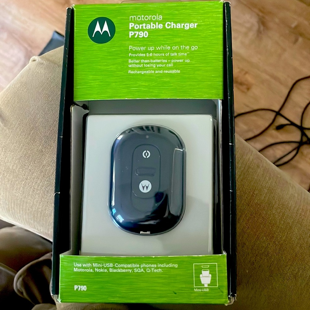 Motorola Portable Charger P790